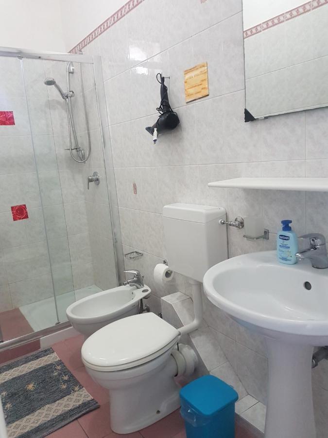 Ferienwohnung Lipari Centro Storico Flat 6 Mins From Port Exterior foto